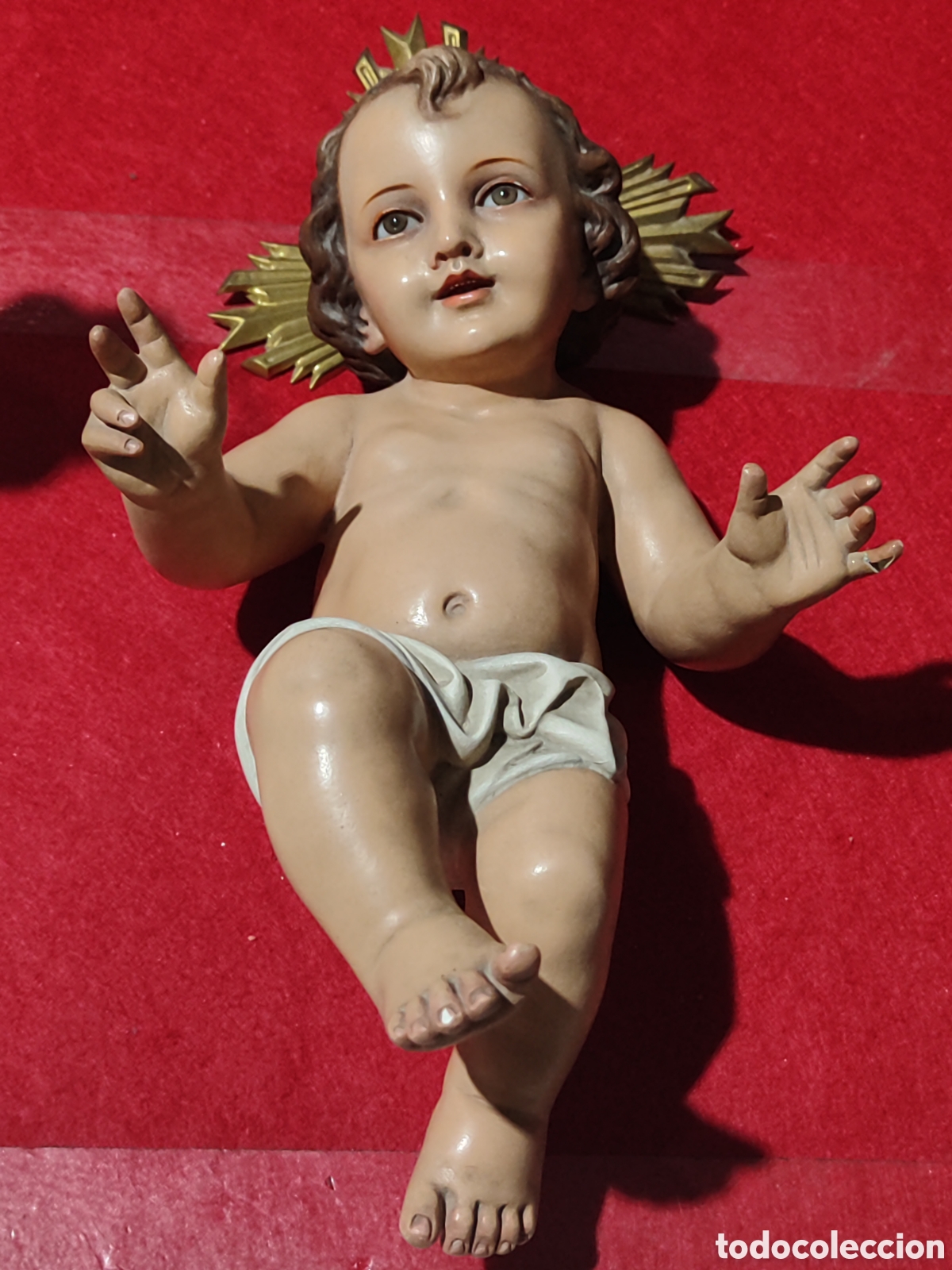 Antig&uuml;edades: Ni&ntilde;o Jes&uacute;s de Olot ojos de cristal