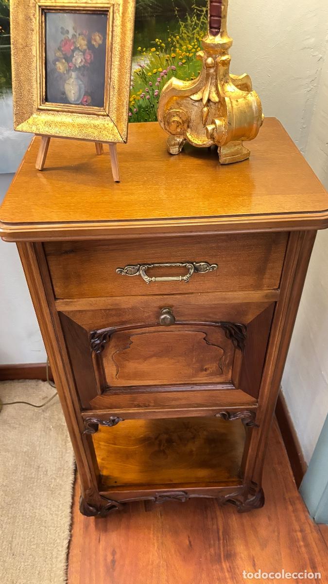 Antig&uuml;edades: Maravillosa Mesilla Ardeco - Foto 4