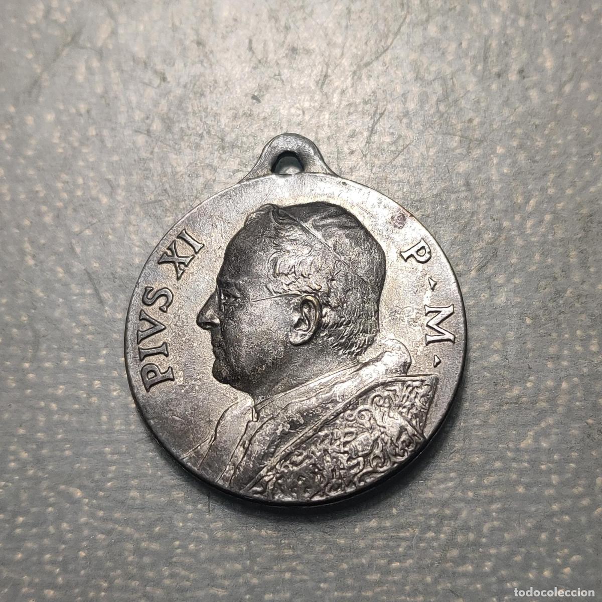 Antig&uuml;edades: MEDALLA RELIGIOSA ROMA VATICANO PIO XI VIRGEN CON NI&Ntilde;O METAL PLATEADO