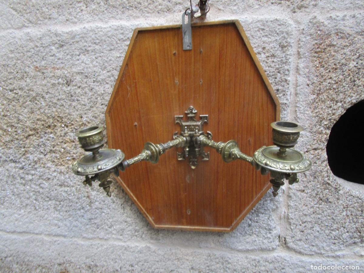 Antig&uuml;edades: ANTIGUO APLIQUE BRONCE PARA PIANO Y VELAS. BRAZOS GIRATORIOS, TOTALMENTE DESPIEZABLE, APROX 1900. +