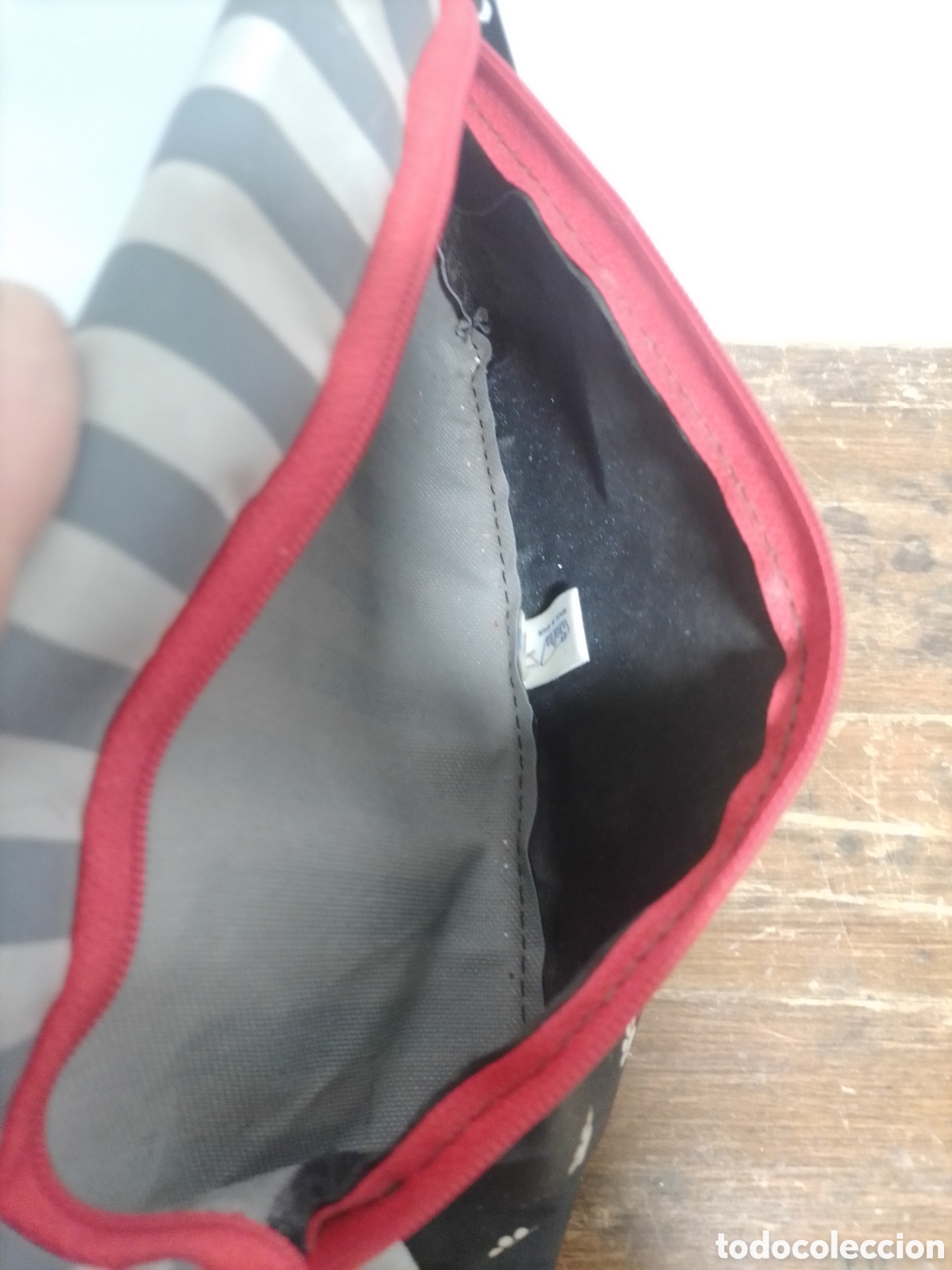 Antig&uuml;edades: Estuche o plumier Safta - 101 D&aacute;lmatas. - Foto 4