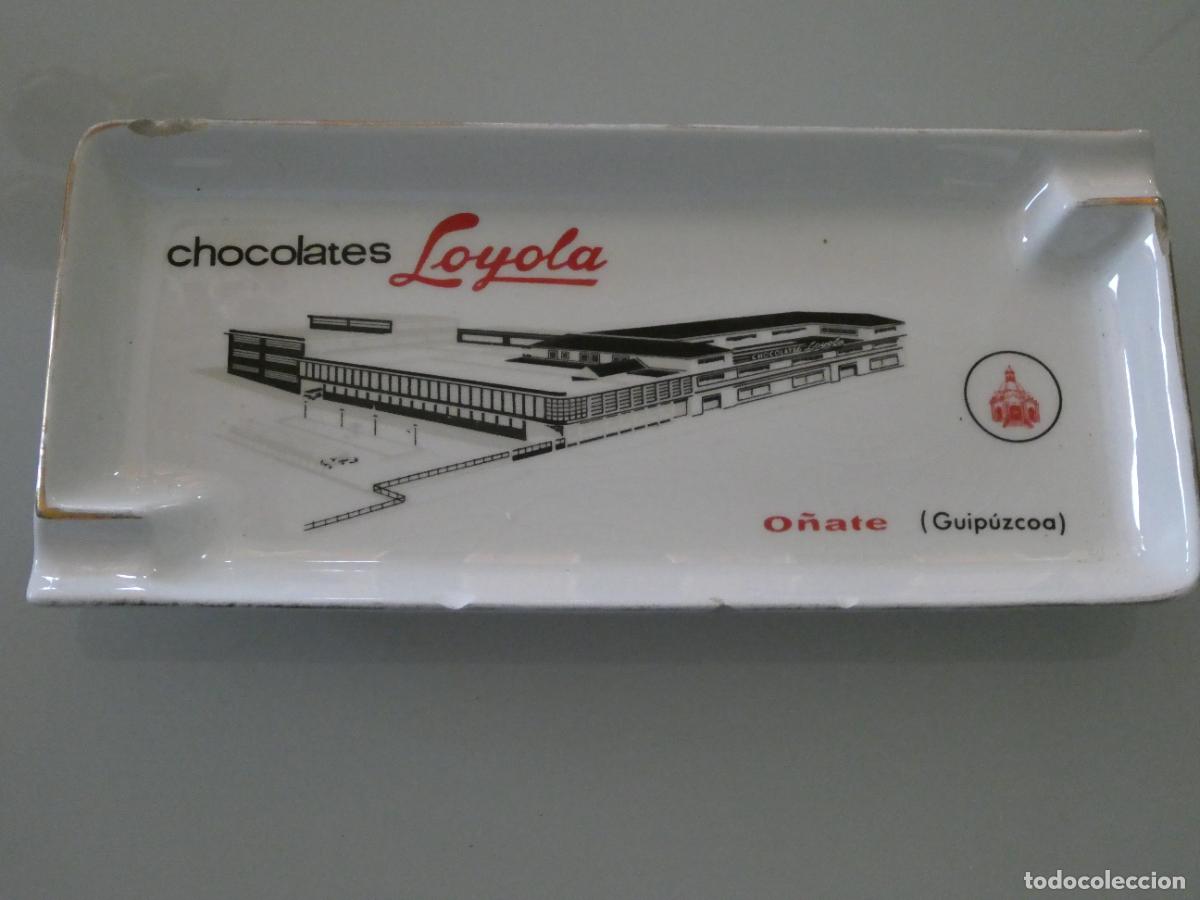 Antig&uuml;edades: BANDEJA DE CER&Aacute;MICA PONTESA. F&Aacute;BRICA DE CHOCOLATES LOYOLA O&Ntilde;ATE GUIP&Uacute;ZCOA. 23CM. 350GR