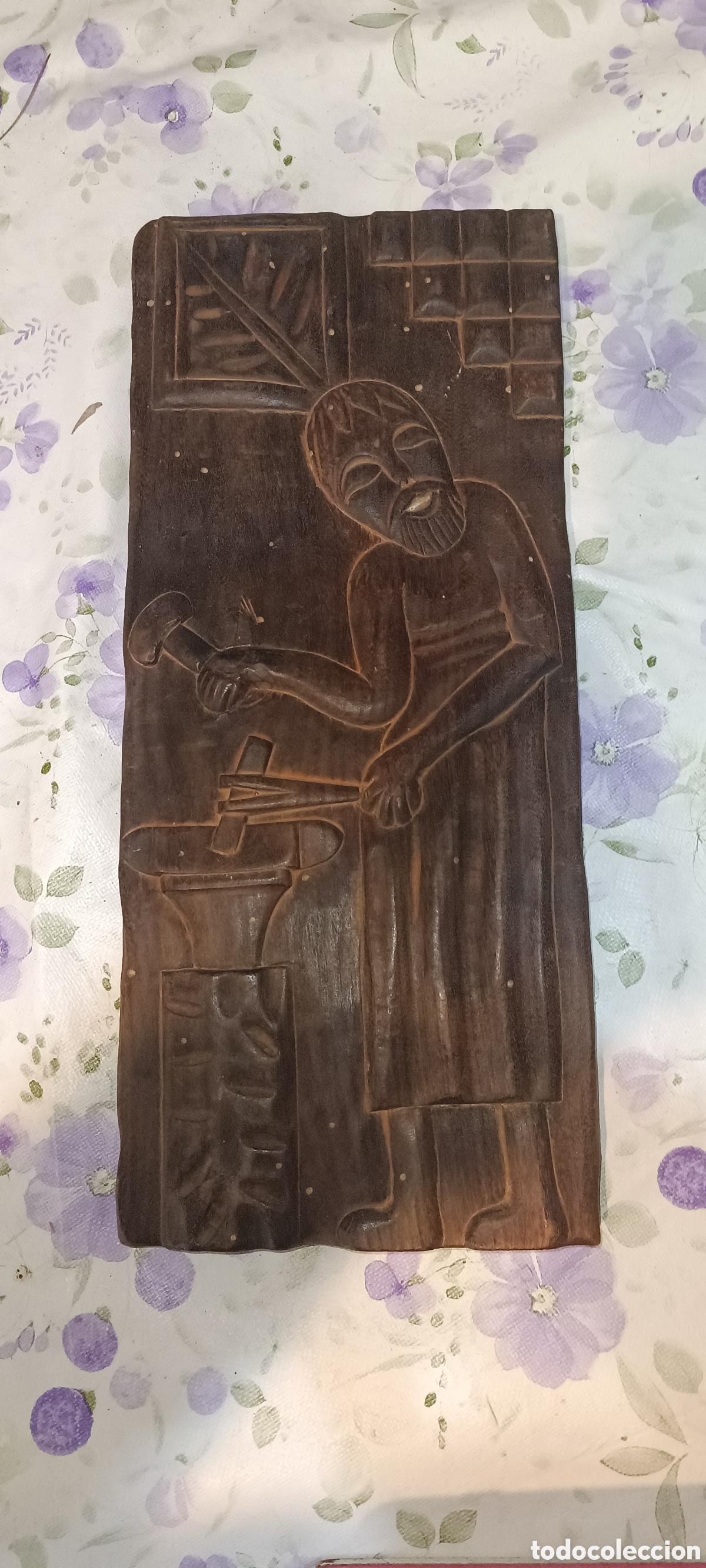 Antig&uuml;edades: Talla de madera antigua