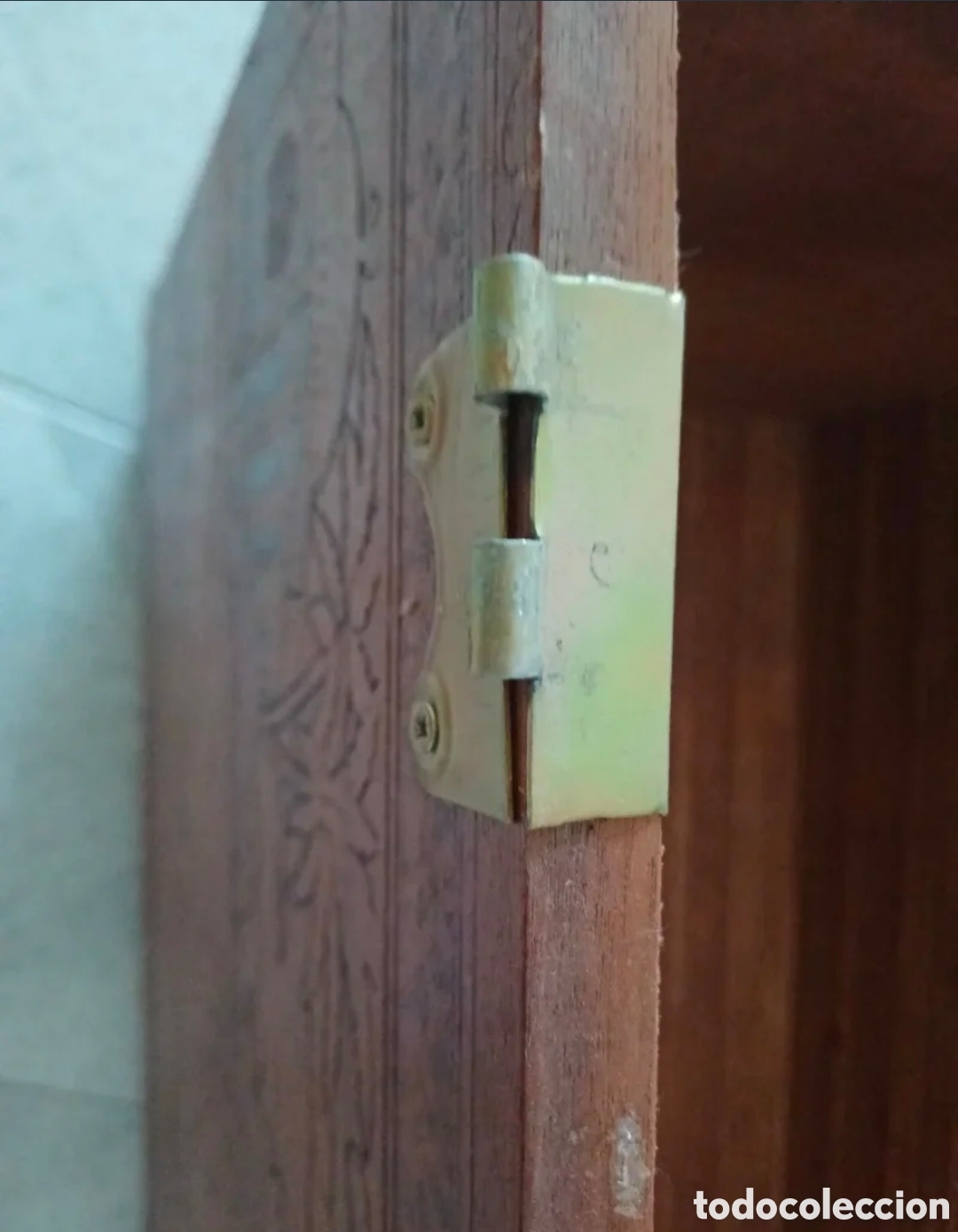 Antig&uuml;edades: Ba&uacute;l madera maciza tallada antiguo. - Foto 8