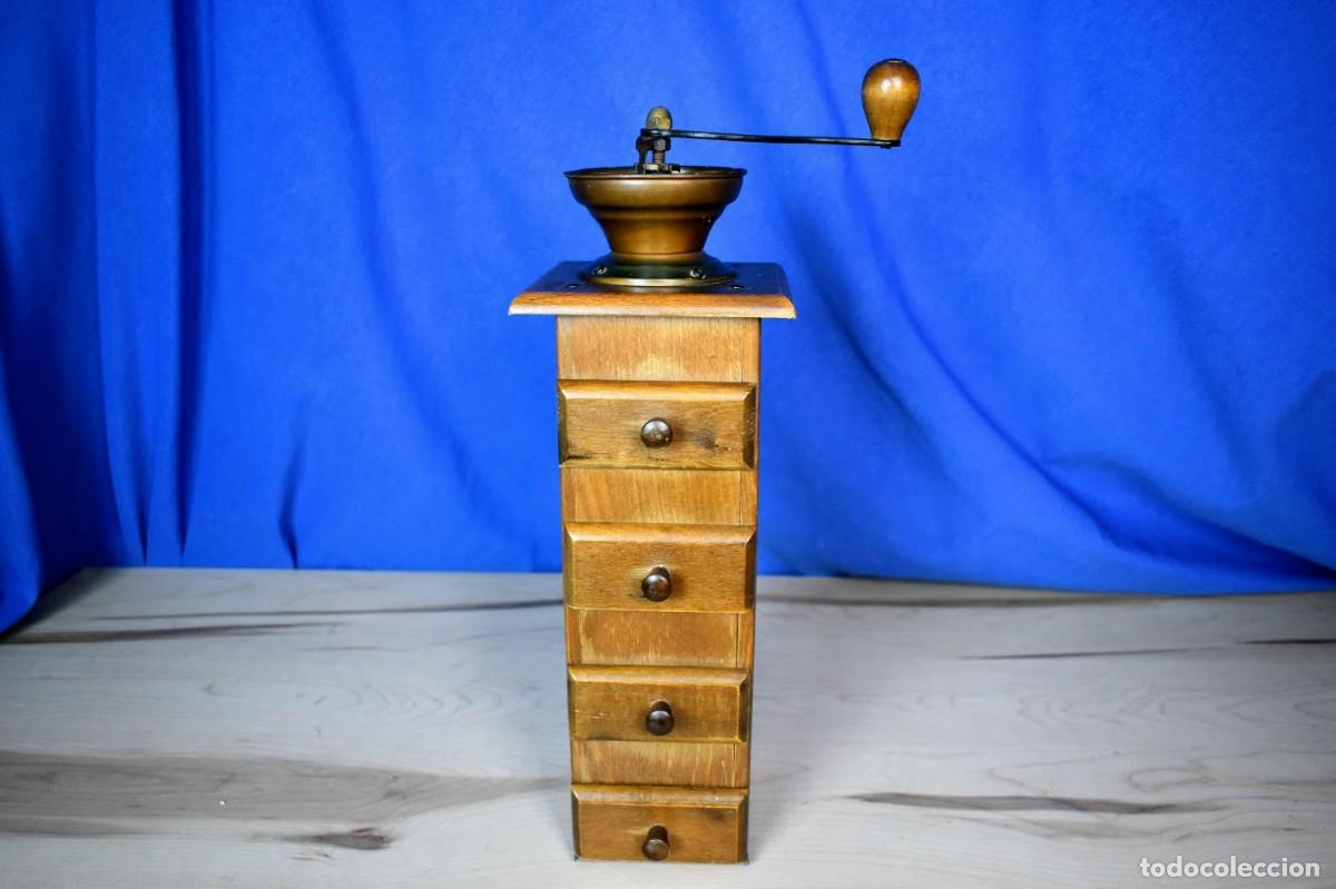 Antig&uuml;edades: Mueble Especiero de Columna en Madera con Molinillo de Caf&eacute; - Foto 1