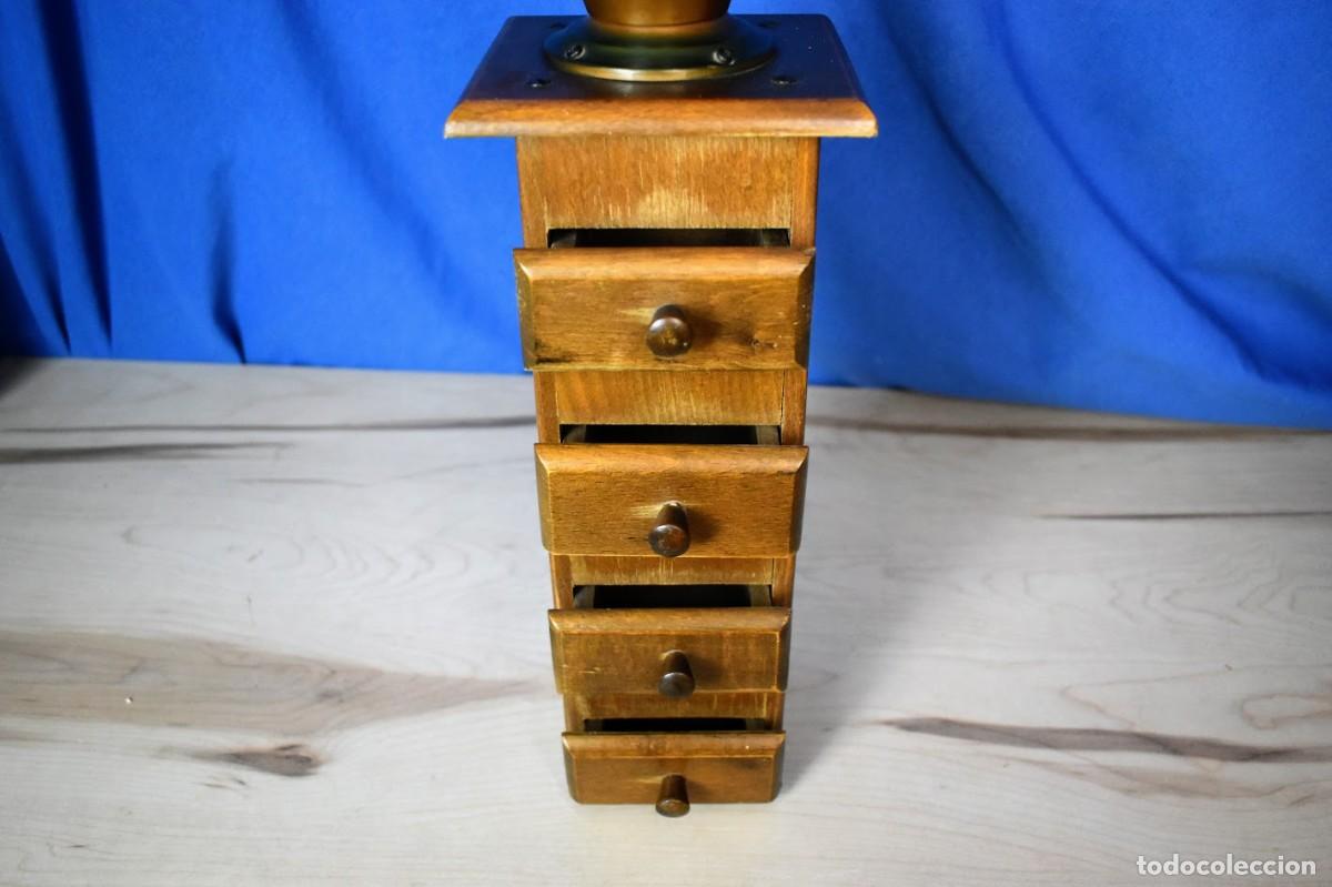 Antig&uuml;edades: Mueble Especiero de Columna en Madera con Molinillo de Caf&eacute; - Foto 3