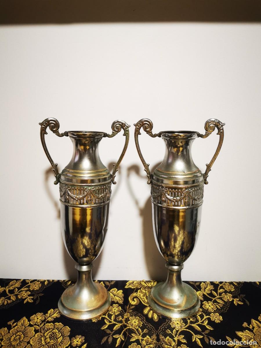 Antig&uuml;edades: Pareja de &aacute;nforas o jarrones de altar 35cm - Foto 4