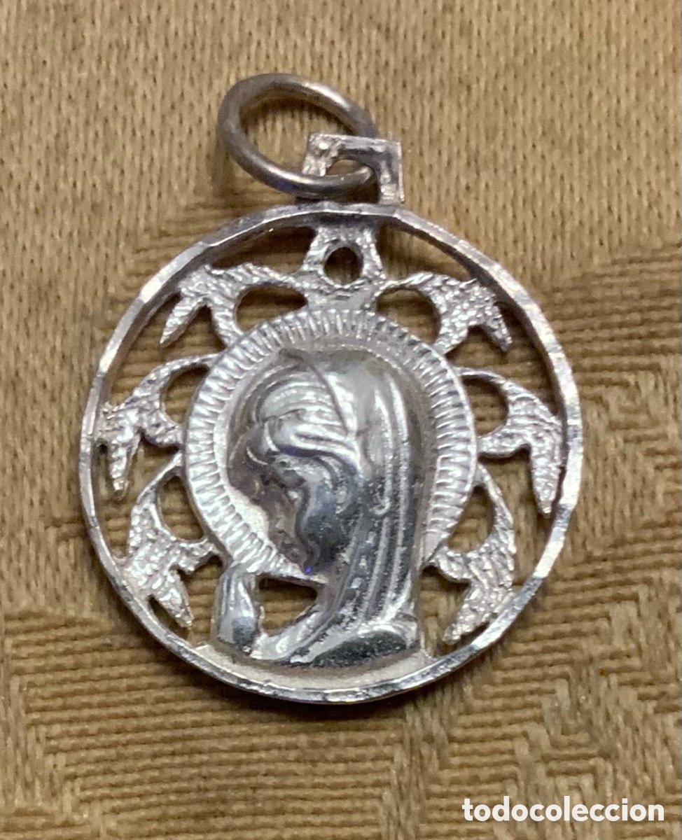 Antig&uuml;edades: MEDALLA CALADA PLATA, VIRGEN NI&Ntilde;A - Foto 1