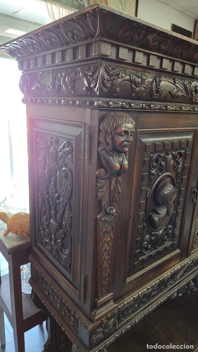 Antig&uuml;edades: mueble bar antiguo del renacimiento - Foto 3