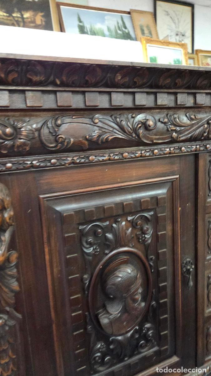Antig&uuml;edades: mueble bar antiguo del renacimiento - Foto 9