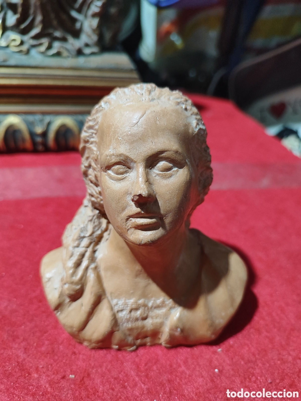Antig&uuml;edades: Peque&ntilde;o busto de barro de la Virgen Dolorosa firmado A. Mirete de Murcia