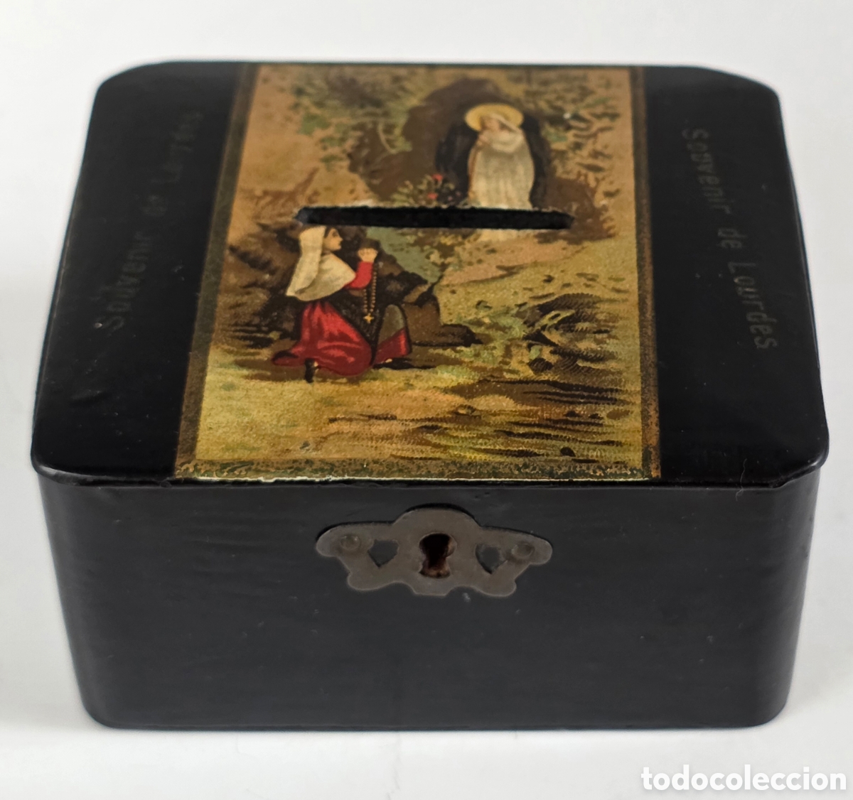 Antig&uuml;edades: Antigua Caja Hucha de Madera con Cerradura Souvenir Lourdes