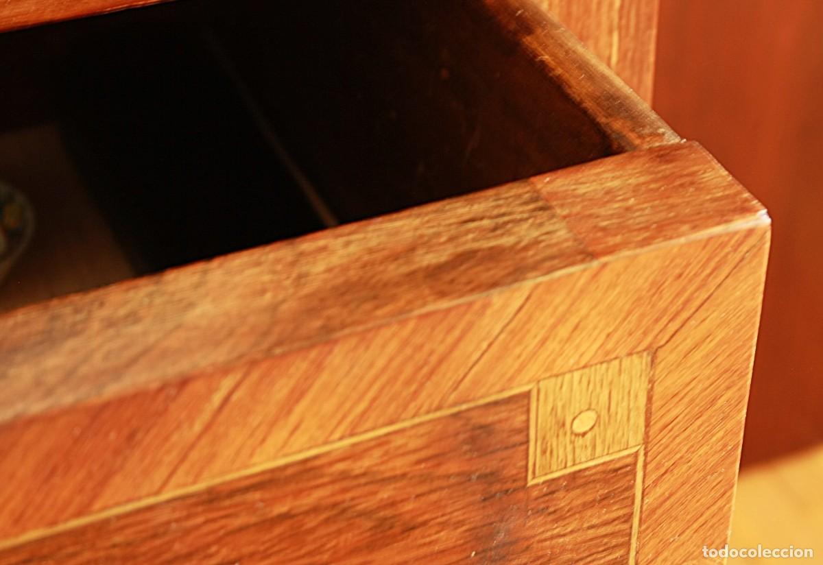 Antig&uuml;edades: C&Oacute;MODA EN MADERA TARACEADA Y M&Aacute;RMOL - Foto 5