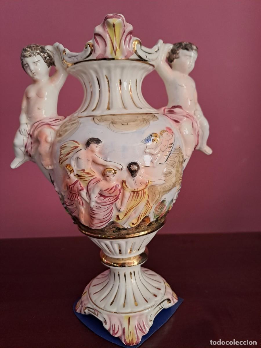 Antig&uuml;edades: Jarr&oacute;n Italiano Capodimonte Querubines