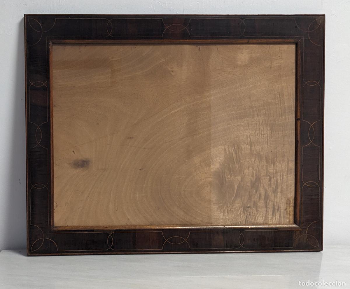 Antig&uuml;edades: 034. Gran Marco Antiguo con Marqueter&iacute;a de Hilo Intacta (81 &times; 64,5 cm)