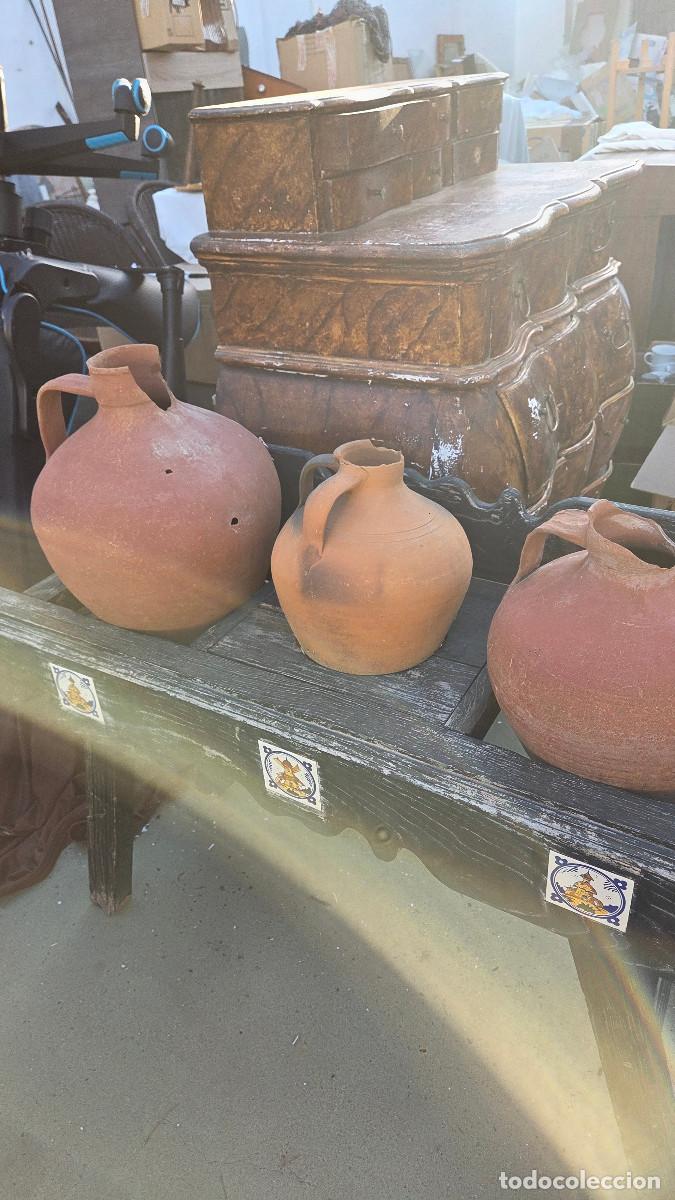 Antig&uuml;edades: cantarera con 3 cantaros antiguos - Foto 4