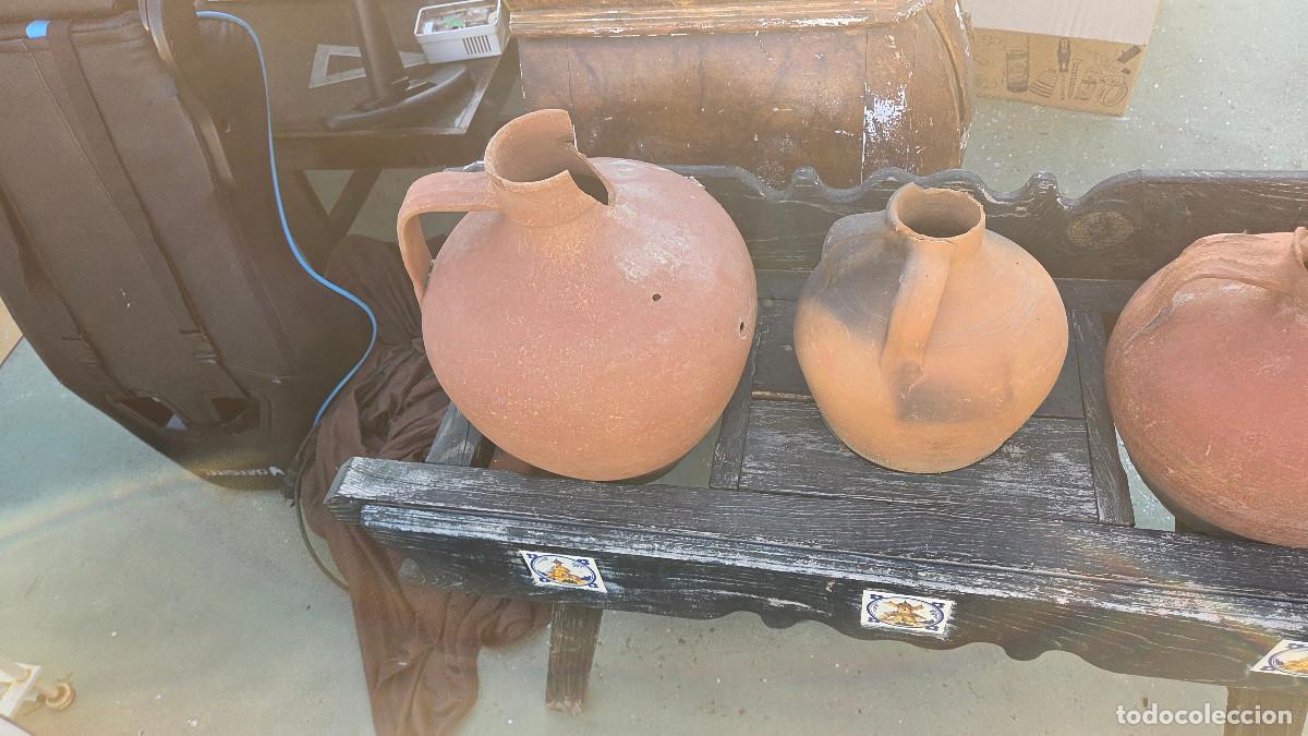 Antig&uuml;edades: cantarera con 3 cantaros antiguos - Foto 6