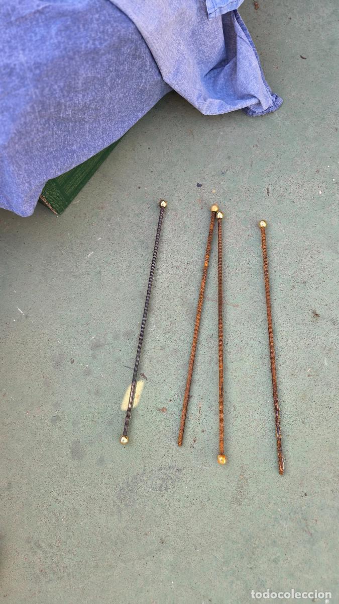 Antig&uuml;edades: 2 cabeceros de hierro macizo y metal - Foto 12