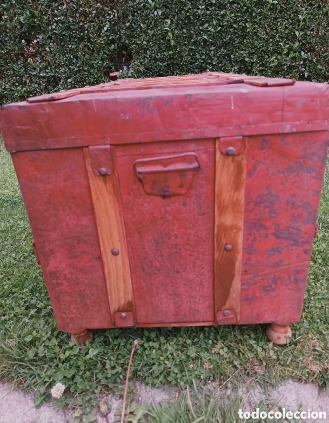 Antig&uuml;edades: Ba&uacute;l antiguo de madera y chapa - Foto 4