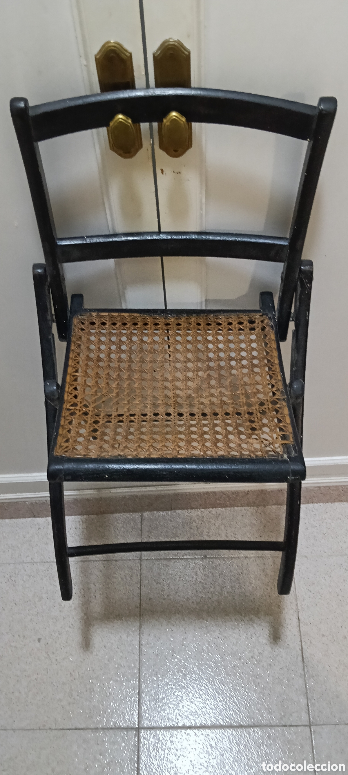 Antig&uuml;edades: Peque&ntilde;a silla-rejilla