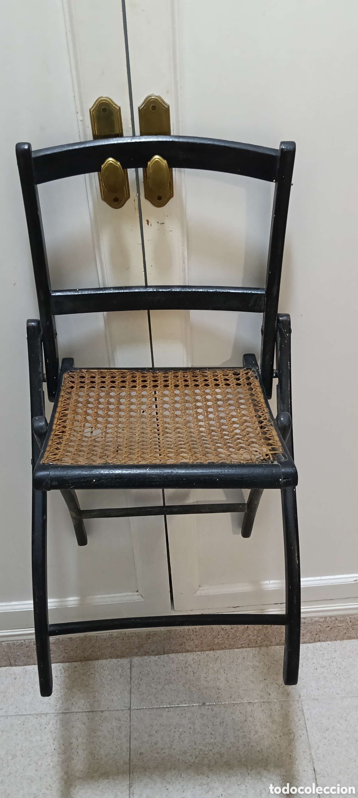 Antig&uuml;edades: Peque&ntilde;a silla-rejilla - Foto 3