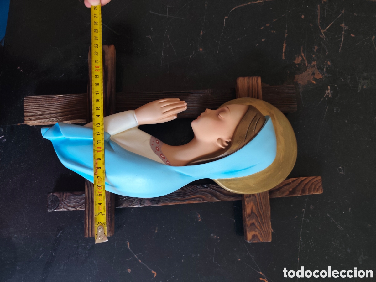 Antig&uuml;edades: Virgencita antigua sobre base de madera - Foto 3
