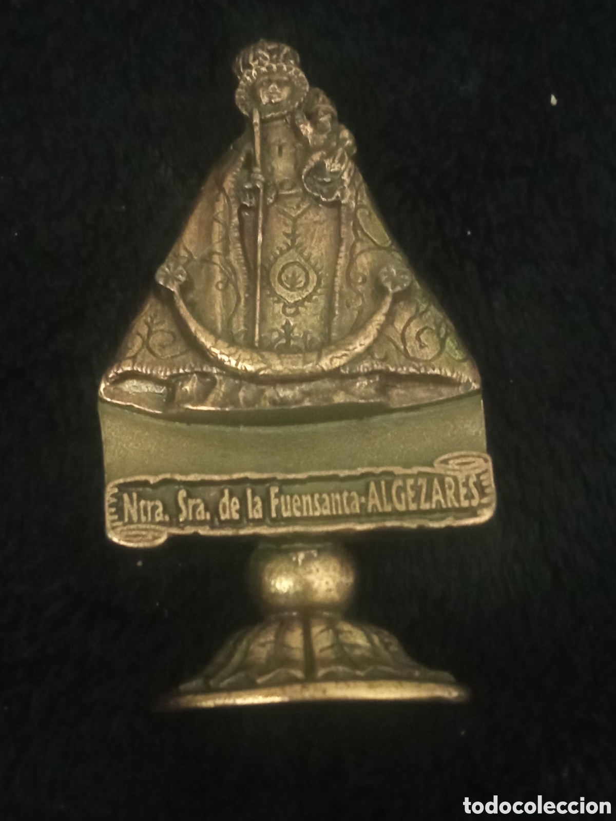 Antig&uuml;edades: Antigua capillita de viaje, Nuestra Se&ntilde;ora de la Fuensanta, Algezares, mide 68mm de altura