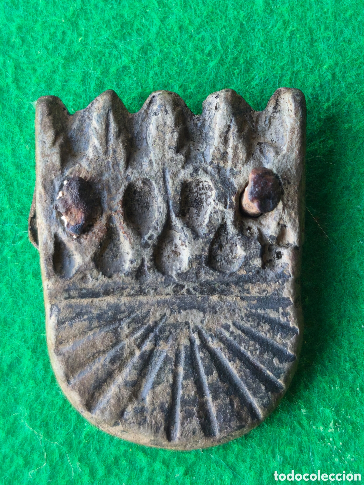 Antig&uuml;edades: Hebilla concha medieval - Foto 1