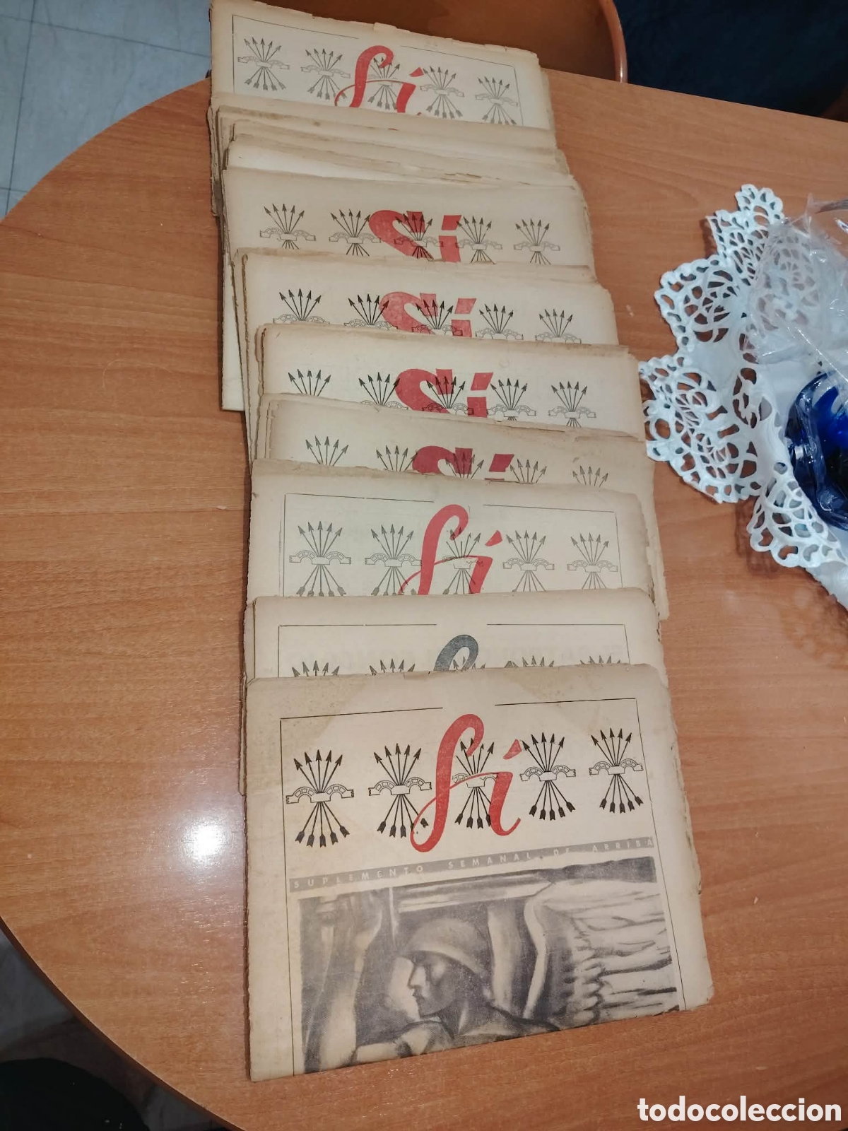 Antig&uuml;edades: Lote de 15 peri&oacute;dicos si , suplemento semanal de arriba