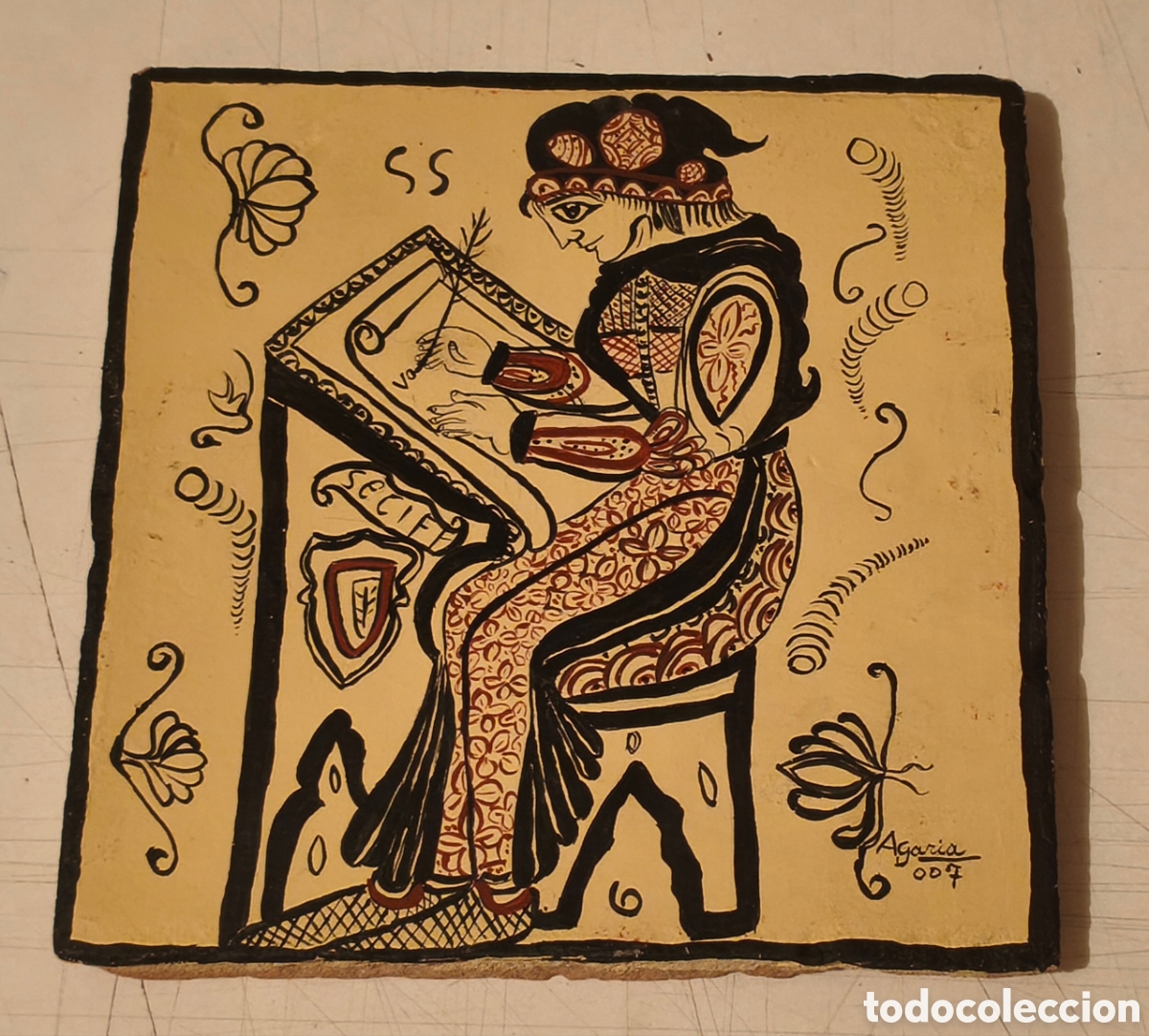 Antig&uuml;edades: Cer&aacute;mica Socarrat Baldosa Azulejo monje copista medieval. Firmado Agaria 20x20 cm