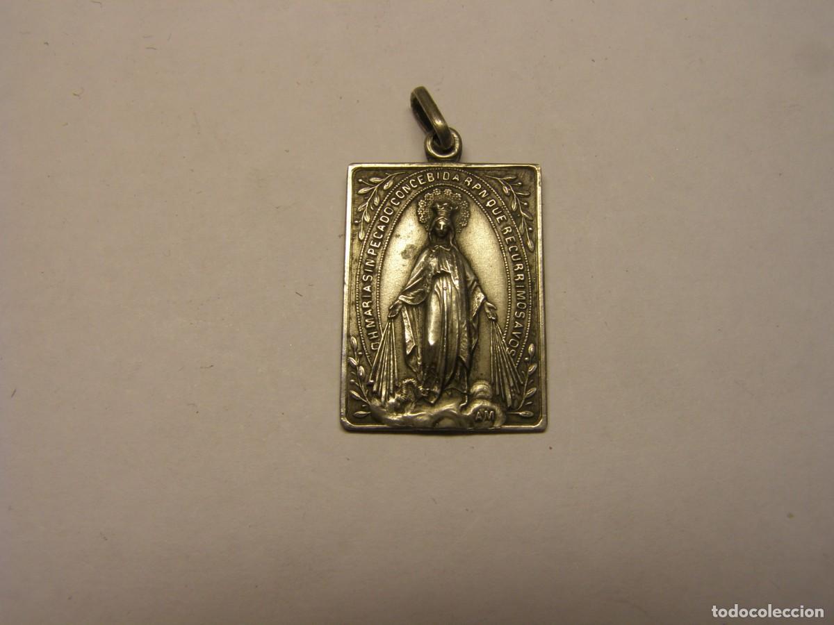 Antig&uuml;edades: Medalla religiosa antigua de la Virgen Inmaculada, de plata.