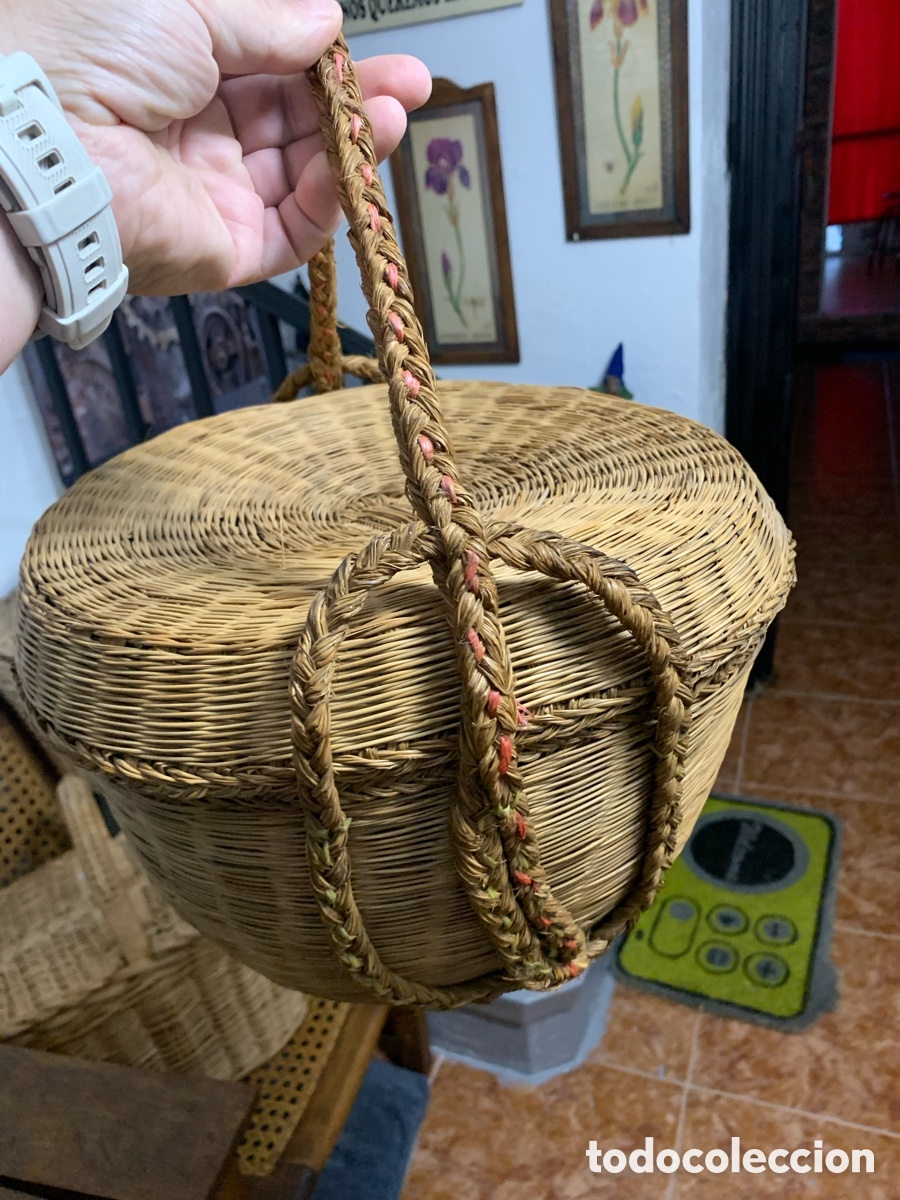 Antig&uuml;edades: Cesta mimbre antigua - Foto 2