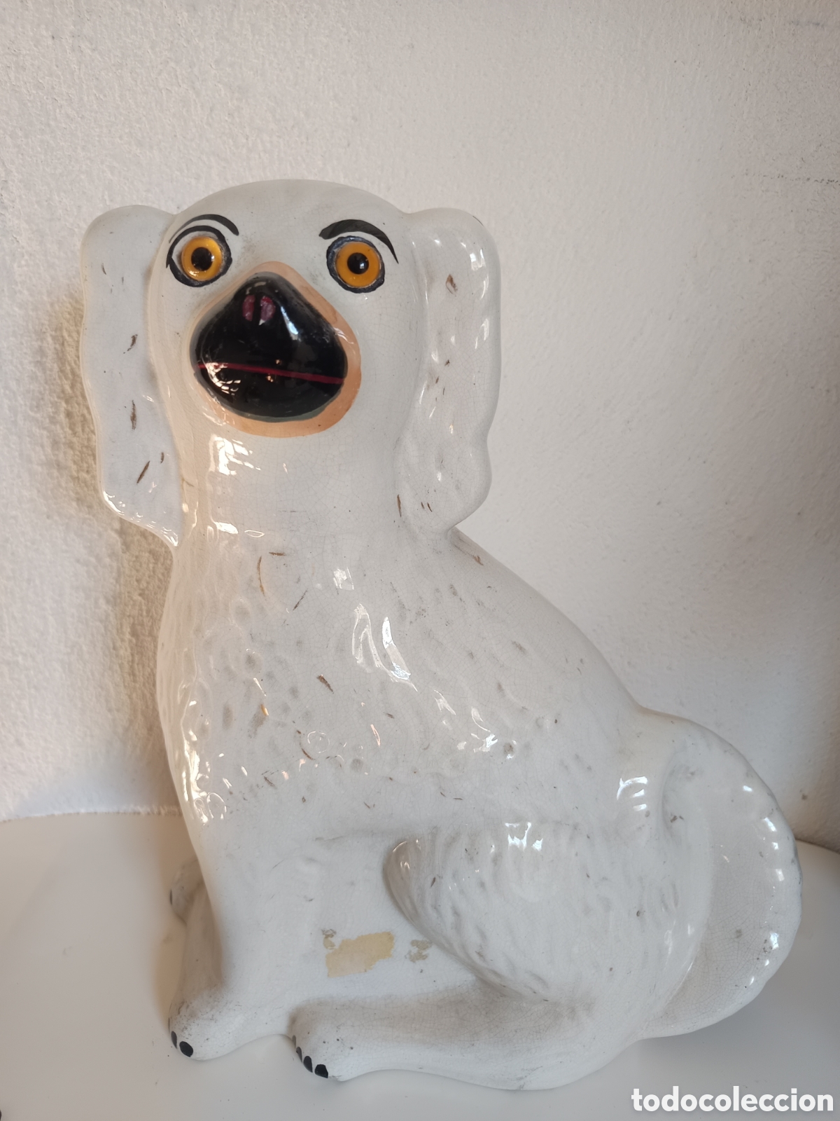Antiquit&auml;ten: Perro Staffordshire en ceramica blanca y negra, altura 33 cm