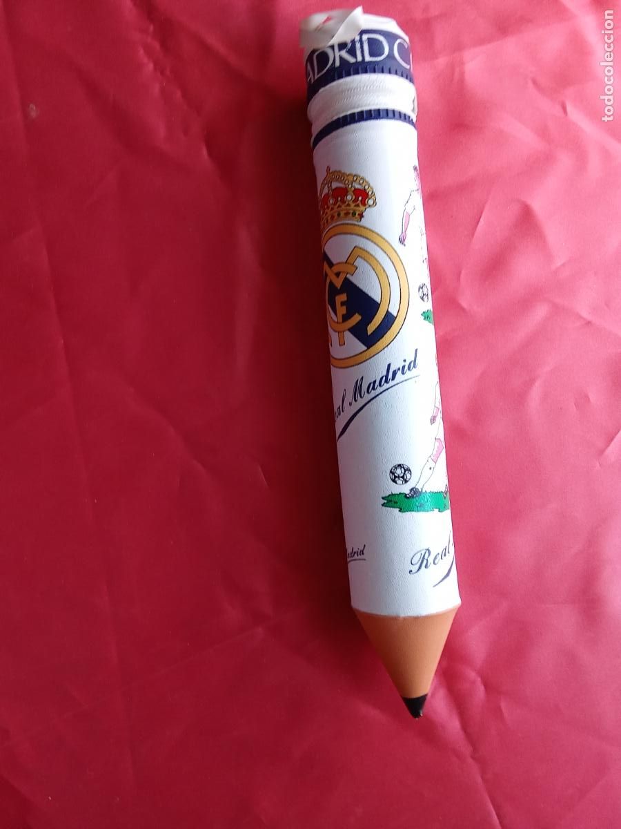 Antig&uuml;edades: Estuche para l&aacute;pices Real Madrid C.F. Vitrina 2