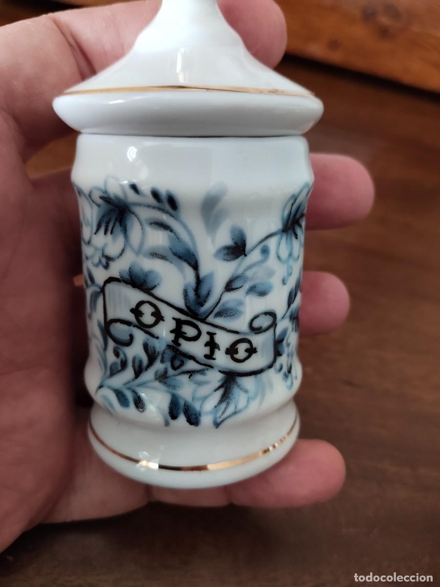 Antig&uuml;edades: Tarrito Albarelo &rdquo;OPIO&rdquo;. Royal Kent. - Foto 2