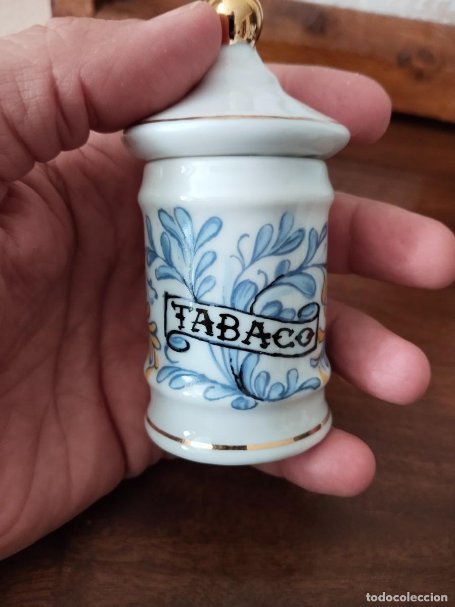 Antig&uuml;edades: Tarrito Albarelo &rdquo;TABACO&rdquo;. Royal Kent. - Foto 3