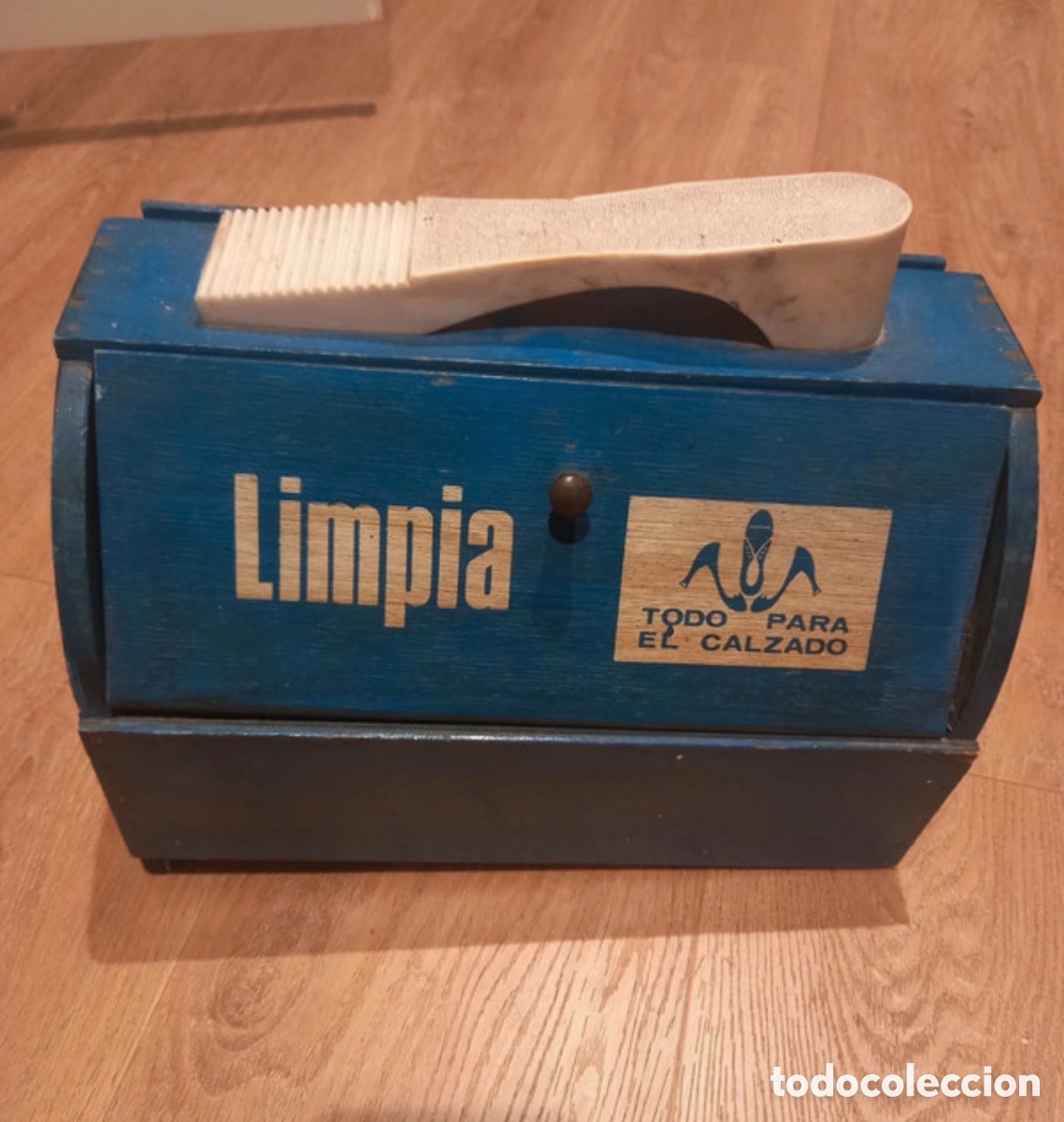 Antig&uuml;edades: Antigua caja limpia botas de madera