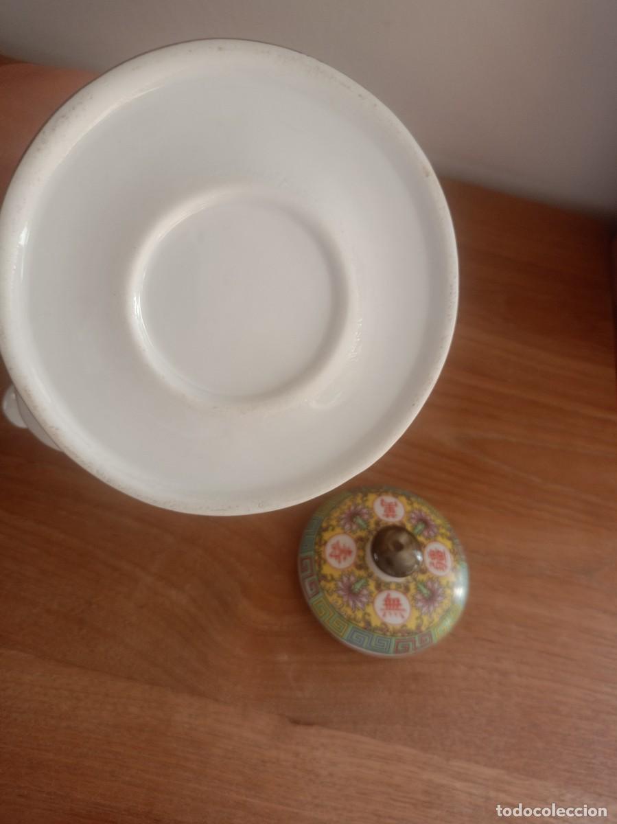 Antig&uuml;edades: TETERA DE PORCELANA CHINA DECORADA Y ASA DE BAMB&Uacute;. IMPECABLE. - Foto 5