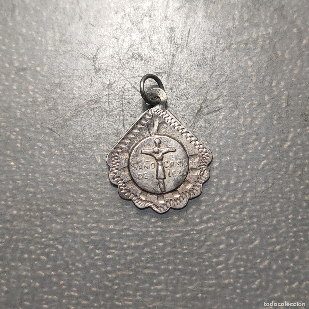 Antig&uuml;edades: MEDALLA RELIGIOSA SIGLO XIX SANTO CRISTO DE LEZO PLATA