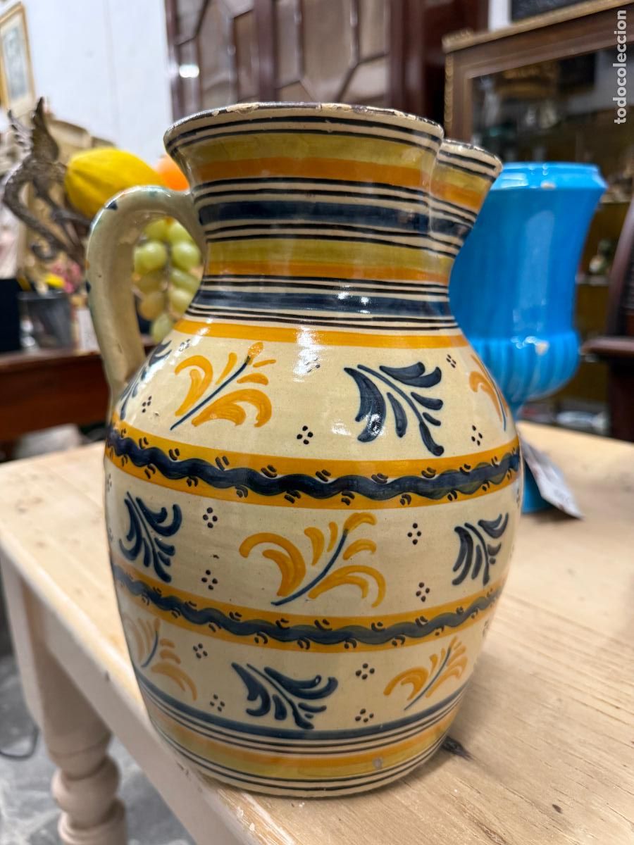 Antig&uuml;edades: ANTIGUA JARRA CERAMICA TALAVERA - MEDIDA 27 CM