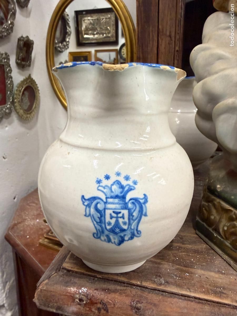 Antig&uuml;edades: ANTIGUA JARRA CERAMICA TALAVERA CON ESCUDO ORDEN CARMELITA - MEDIDA 17 CM