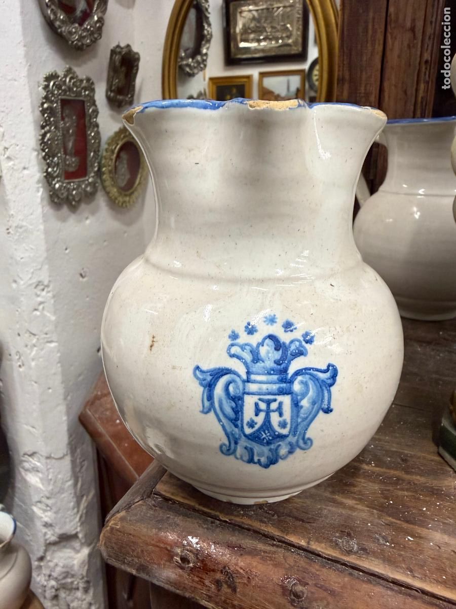 Antig&uuml;edades: ANTIGUA JARRA CERAMICA TALAVERA CON ESCUDO ORDEN CARMELITA - MEDIDA 17 CM