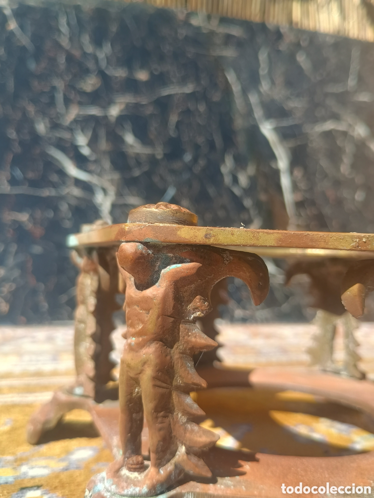 Antig&uuml;edades: Paena base bronce hombres - Foto 4