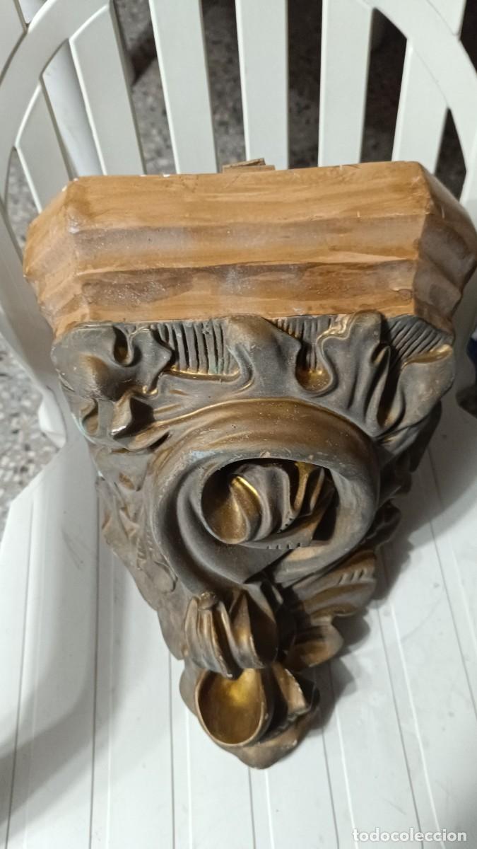 Antig&uuml;edades: MENSULA PEANA RELIGIOSA