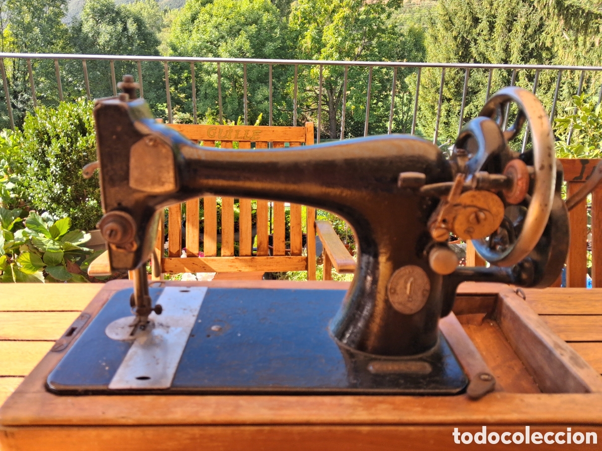 Antig&uuml;edades: Maquina singer decorativa - Foto 3