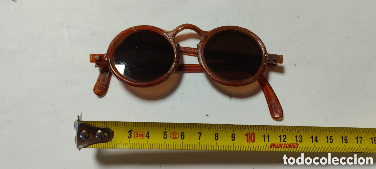 Antig&uuml;edades: Antiguas Gafas de Sol Redondas. Celuloide / Acetato Carey. A&ntilde;os 40-60. Vintage Colecci&oacute;n