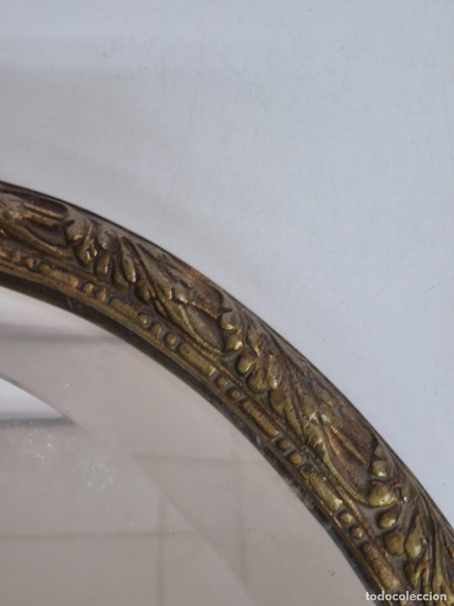 Antig&uuml;edades: Espejo Ovalado, Biselado - Bronce Cincelado - Foto 13