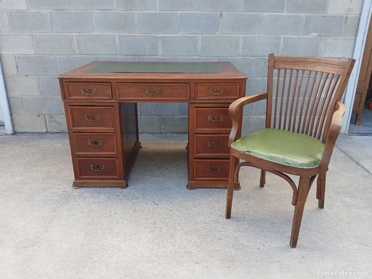 Antig&uuml;edades: Escritorio antiguo cuero verde estilo ingl&eacute;s Victoriano. Mesa de Despacho antigua.