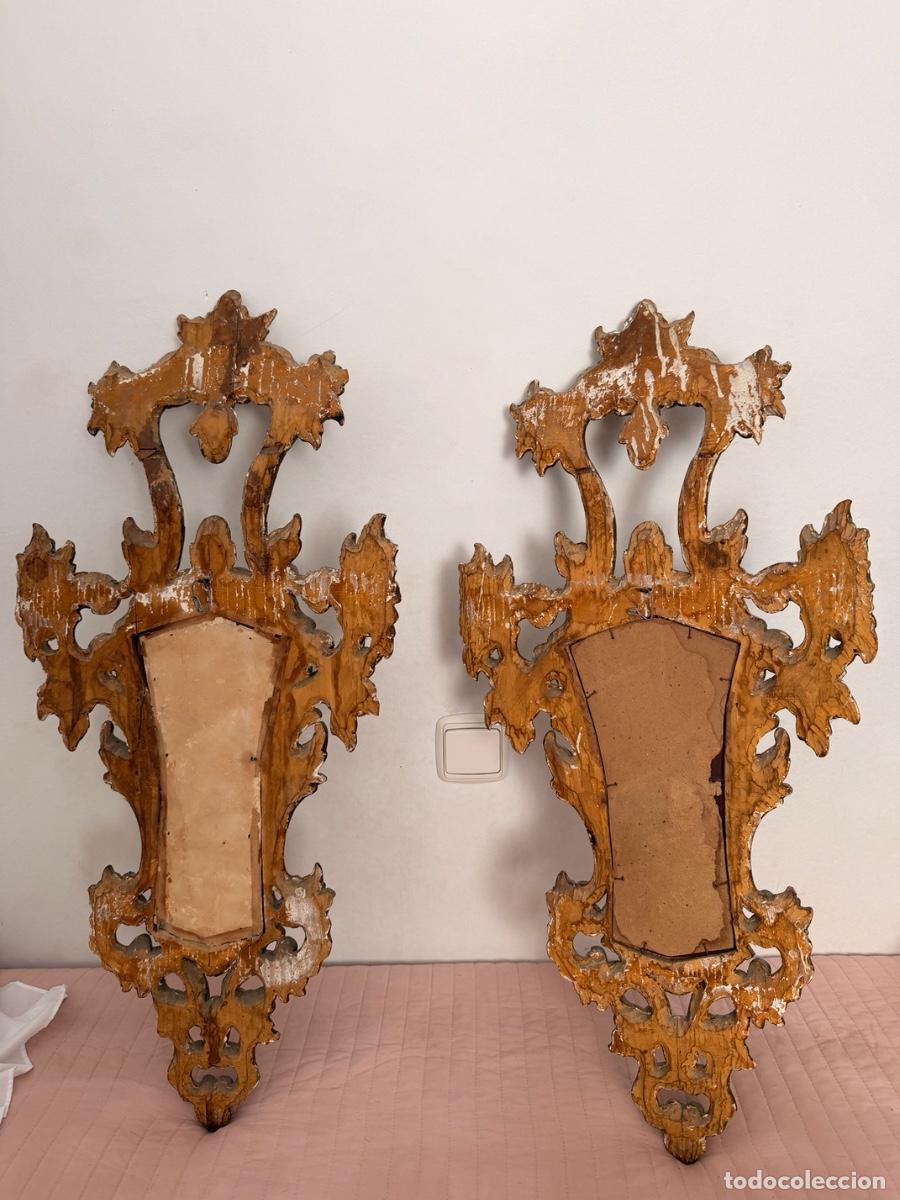 Antig&uuml;edades: Pareja de antiguas cornucopias espejos en madera tallada y dorada &ndash; estilo barroco - siglo XIX