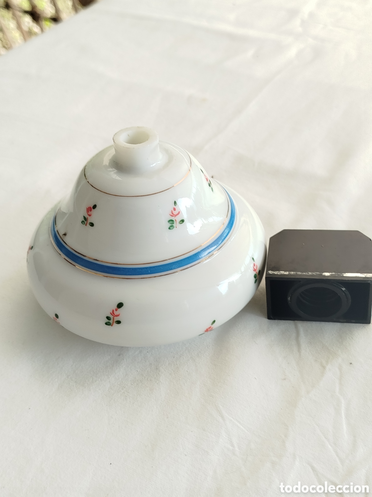 Antig&uuml;edades: Perfumero de porcelana - Foto 4